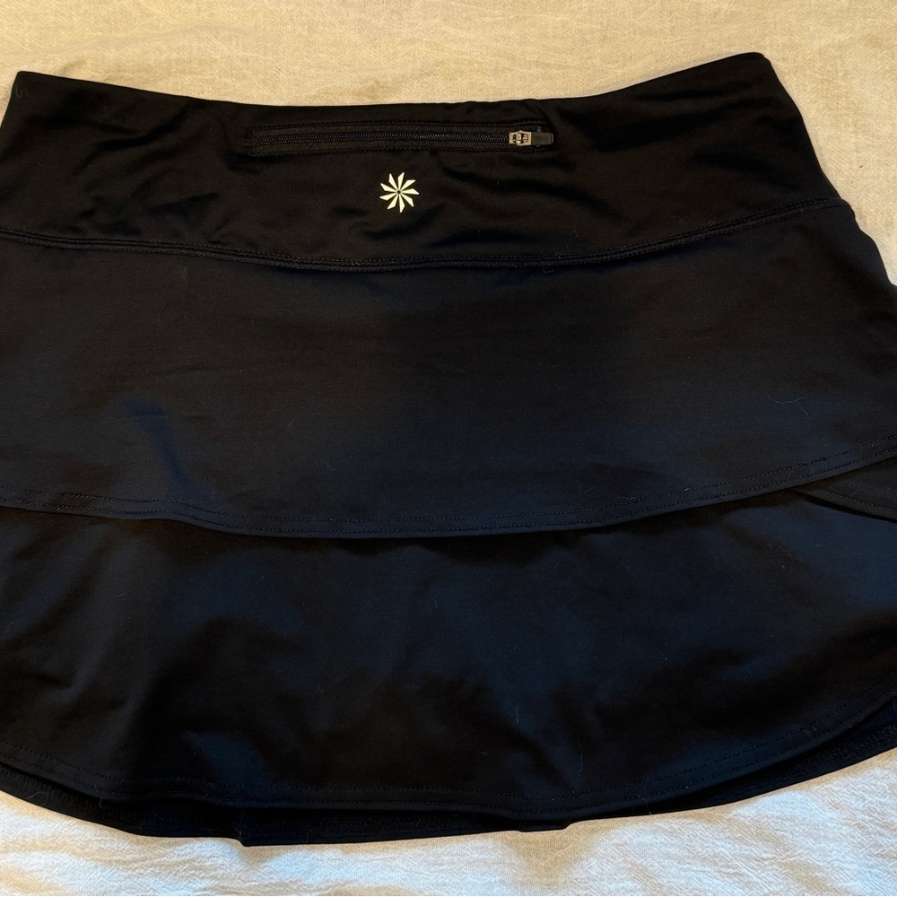 Athleta skirt. Size small. Black - Picture 2 of 4